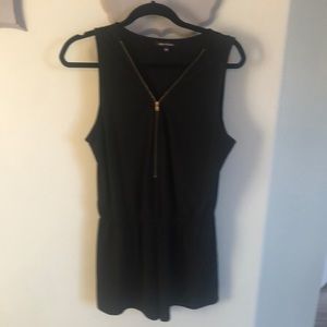 Black romper shorts set. Size L great condition